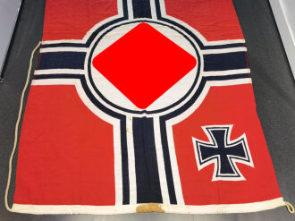 Kriegsmarine Reichskriegsflagge 150 x 250cm. Diverse kleine Löcher und Flecken, sonst gut