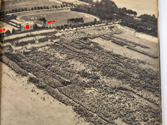 "Nürnberg 1933 " Der erste Reichstag der geeinten deutschen Nation. 111 Seiten, Einband bestossen, sonst guter Zustand