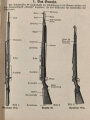 "Der Dienstunterricht im Heere, Ausgabe für den Nachrichtensoldaten", Berlin, Jahrgang 1940, 385 Seiten, A5, stark gebraucht, das 1. Blatt mit Bildnis A.H. fehlt