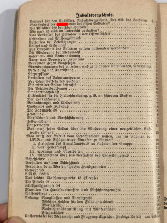 "Der Rekrut Eine Unterrichtsfibel Lern- und Wiederholungsbuch für junge Soldaten", Berlin, 1935/36, 191 Seiten  332 Seiten, A5