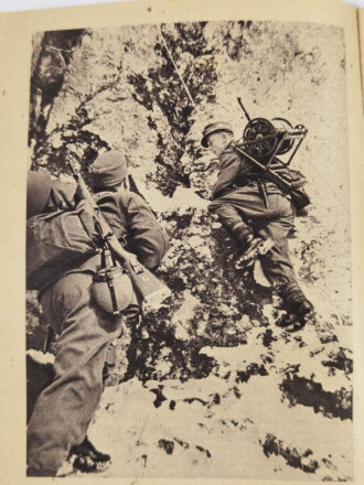 "Die Nachrichtentruppe" Die Führungstruppe des Heeres Waffenhefte des Heeres, 31 Seiten, A5