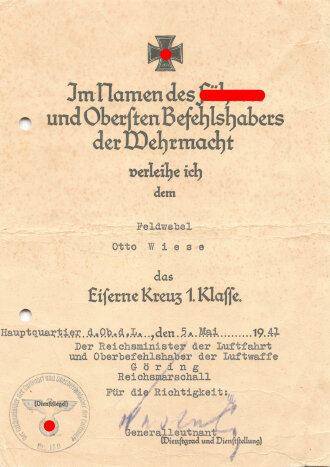 Luftwaffe, Urkundengruppe eines Feldwebel in der Luftwaffe, Dienstauszeichnung 4. Klasse, Eisernes Kreuz 1. und 2. Klasse 1939, Dokument über den " Heldentod " , Bestätigungsschreiben über den Tod des Oberfeldwebel