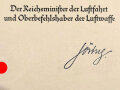 Luftwaffe, Urkundengruppe eines Leutnant der Reserve, große Anstellungsurkunde als Leutnant der Luftwaffe, gedruckte Unterschrift von Hermann Göring, dazu das Urkundenheft zum Reichssportabzeichen in Bronze