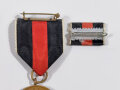 Anschlussmedaille Sudetenland ( 1. Oktober 1938 ) im Verleihungsetui, dieses mit Hersteller " Deschler & Sohn, München " mit Tragenadel und Einzelbandspange, sehr guter Zustand