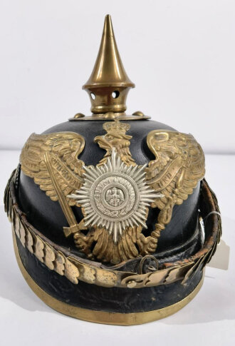 Preußen, Pickelhaube Garde Infanterie . Ursprünglich ein Kammerstück für Mannschaften, mitbefördertes oder neuzeitlich zum Unteroffizier befördert.