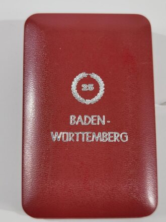 Baden- Württemberg, Feuerwehr- Ehrenzeichen 25 Jahre in Silber, im Etui mit Bandspange