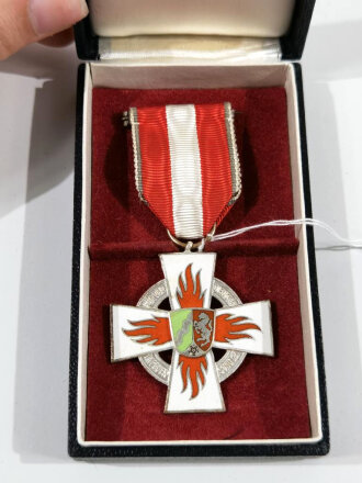 Nordrhein- Westfalen, Feuerwehr- Ehrenzeichen für  25 Jahre in Silber,  im Etui