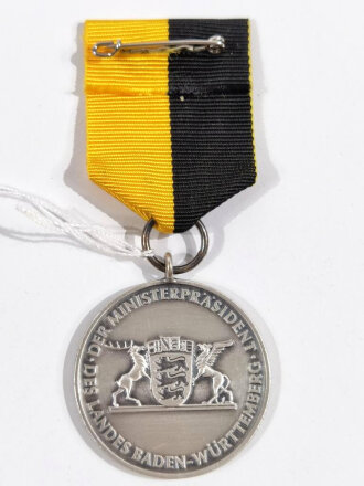 Baden Württemberg, Ehrenmedaille des Ministerpräsidenten für Arbeitsjubilare in der Freien Wirtschaft im Etui, 800er Silber gestempelt