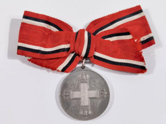 Preußen, Rot Kreuz Medaille 3.Klasse an Damenschleife, Kriegsausführung aus Eisen