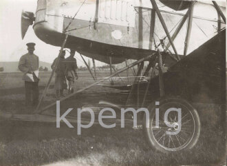 Fliegerei 1.Weltkrieg, 38 Fotos eines Angehörigen der Jagdstaffel 43 des Fliegerbatallions 4, Stationiert in Frankreich Nahe Metz 1917 und 18. Größe der Fotos meist 8,5 x 11 bzw. 9 x 14cm.