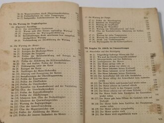 "Tragkraftspritze einsatzbereit !" Betriebs Ratgeber für Tragkraftspritzen von 1943 mit 174 Seiten. Gerfne gelesen und zum Teil mit vermerken versehen, 1 Seite lose