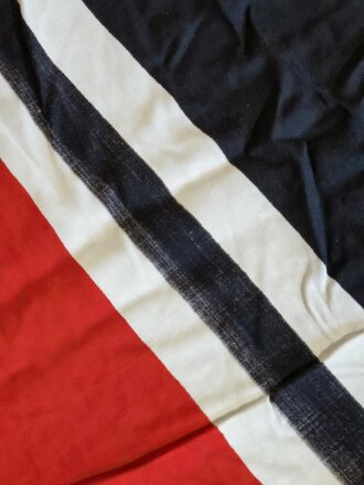 Kriegsmarine Reichskriegsflagge 200 x 335cm. Diverse defekte, Farbfrisch