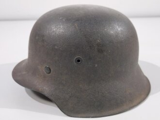 Heer, Stahlhelm Modell 1942. Zusammengehöriges, in...