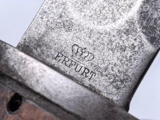 Preussen, Seitengewehr Modell 98/02, Kammerstück mit  Sägerücken, Lederscheide mit Truppenstempel R.P.I.2.185 , Herstellermarke Erfurt