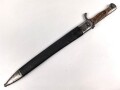 Preussen, Seitengewehr Modell 98/02, Kammerstück mit  Sägerücken, Lederscheide mit Truppenstempel R.P.I.2.185 , Herstellermarke Erfurt