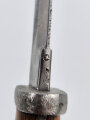 Preussen, Seitengewehr Modell 84/98 alter Art, Lederscheide angetrocknet, Herstellermarke Alex Coppel Solingen , Kammerstück von 1888