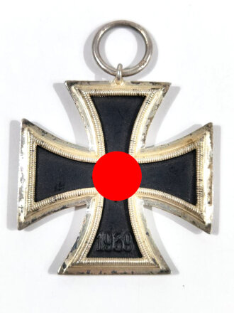 Eisernes Kreuz 2. Klasse 1939 mit Hersteller 40 im Bandring für " Berg & Nolte, Lüdenscheid (B&NL) " / Zarge im frostigen Zustand / Hakenkreuz mit voller Schwärzung
