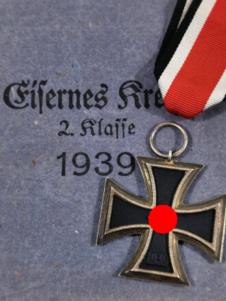 Eisernes Kreuz 2. Klasse 1939 mit Hersteller 52 im...