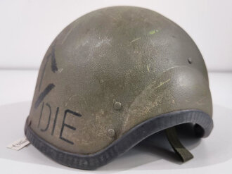 Großbritannien,"Combat Vehicle Crewman’s” Helmet, well used