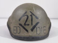 Großbritannien,"Combat Vehicle Crewman’s” Helmet, well used