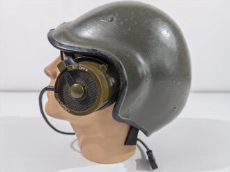 Großbritannien,"Combat Vehicle Crewman’s” Helmet, well used