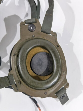 Headset für  NATO "Combat Vehicle Crewman’s” Helmet. used, most likely British made