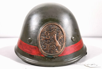 Niederlande , Stahlhelm M34. Nach dem 2.Weltkrieg so...