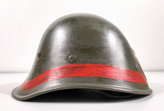 Niederlande , Stahlhelm M34. Nach dem 2.Weltkrieg so verwendetes Modell