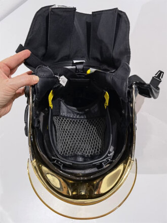 Frankreich, Helm für Feuerwehr aus Kunststoff. Gebraucht, guter Zustand