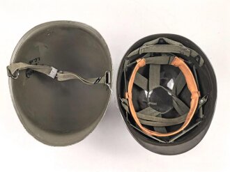 Niederlande, Stahlhelm Baumuster M1 , das Innenfutter datiert 1978. Gebraucht, guter Gesamtzustand