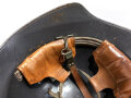 Schweiz, Stahlhelm M18/43 . Originallack