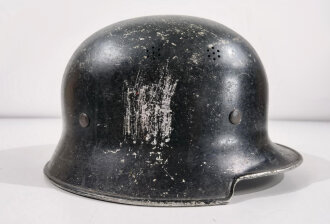 Feuerwehr Leichtmetall Helm III.Reich. Originallack, die Embleme abgekratzt