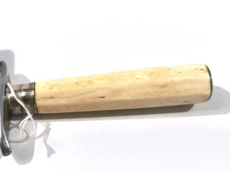 1.Weltkrieg Grabendolch, Lederscheide mit Gürtelhaken, Klinge ohne Herstellermarke, oktogonaler Knochengriff
