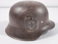 Stahlhelm Glocke Wehrmacht Modell 1942, narbig, Risse