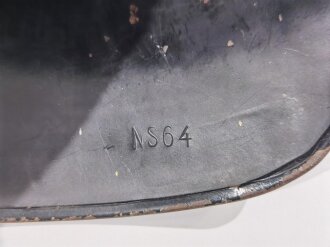 Deutschland nach 1945,  Stahlhelm Glocke Modell 1940, Hersteller NS64, schwarz lackiert