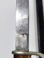 Kaiserreich, Seitengewehr 98 lang alter Art , Eigentumstück ohne Herstellermarke, kammermäßiger Truppenstempel, geätzte  Keilklinge mit Reichsadler, nicht aufpflanzbar, durchgehender Holzgriff