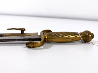 Preussen,Seitengewehr Modell 1852, Eigentumstück mit dazugehöriger Lederscheide ,geätzte Klinge. Der obere Scheidenbeschlag lose, der untere Ergänzt ?