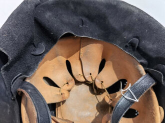 Deutschland nach 1945, Stahlhelm Feuerwehr in gutem Gesamtzustand, die Glocke höchstwahrscheinlich aus der zeit des 2.Weltkrieg