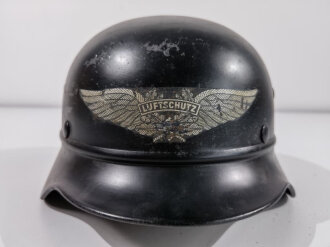 Stahlhelm Luftschutz, aussen überlackiertes...