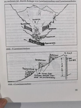 "Taschenbuch für das militärische Bergsteigen" 161 Seiten, gebraucht, sehr guter Zustand