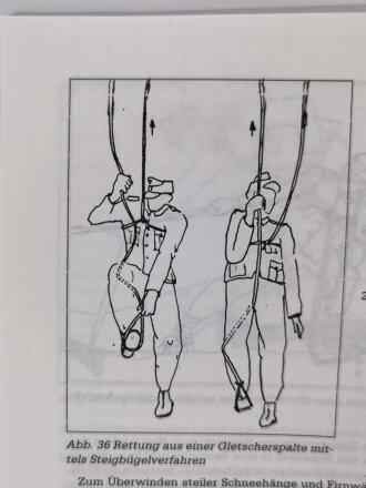 "Taschenbuch für das militärische Bergsteigen" 161 Seiten, gebraucht, sehr guter Zustand