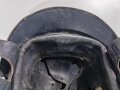 Frankreich, Stahlhelm für Panzertruppen Modell 1935. Blauer Originallack, getragenes Stück in gutem Zustand