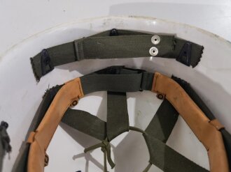 Innenhelm für Stahlhelm M1 aus weissem Kunststoff