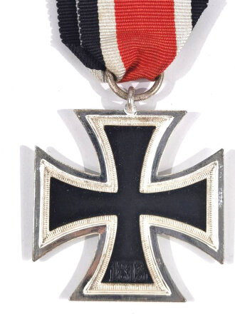 Eisernes Kreuz 2. Klasse 1939 mit Bandabschnitt, sehr guter Zustand