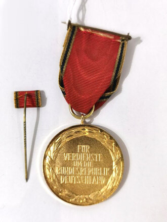 Bundesrepublik Deutschland, Verdienstmedaille des Bundesverdienstkreuz , Durchmesser 38 mm mit Bandnadel im Etui von Steinhauer & Lück