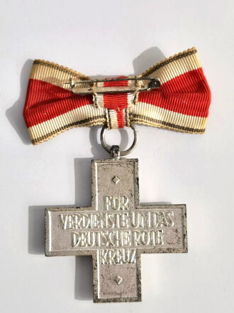 Rotes Kreuz, Ehrenzeichen des Deutschen Roten Kreuzes in Silber, Damenausführung seit 1953