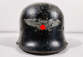 Stahlhelm Luftschutz. war ursprünglich ein grün lackierter OT ? Hel, wurde dann aber schwarz lackiert und mit Luftschutz Emblem versehen