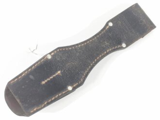 Koppelschuh zum Seitengewehr M84/98 für K98 der Wehrmacht. Getragenes Stück, datiert 1941