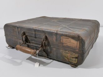 Transportkasten für Stielhandgranaten 24 der Wehrmacht. Originallack, defekter Packzettel von 1941