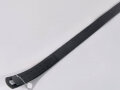 Neuzeitlicher Koppelriemen im Stil des 2.Weltkrieg. Schwarzes Leder, Gesamtlänge 129cm. Leicht gebraucht, aus Sammlungsauflösung